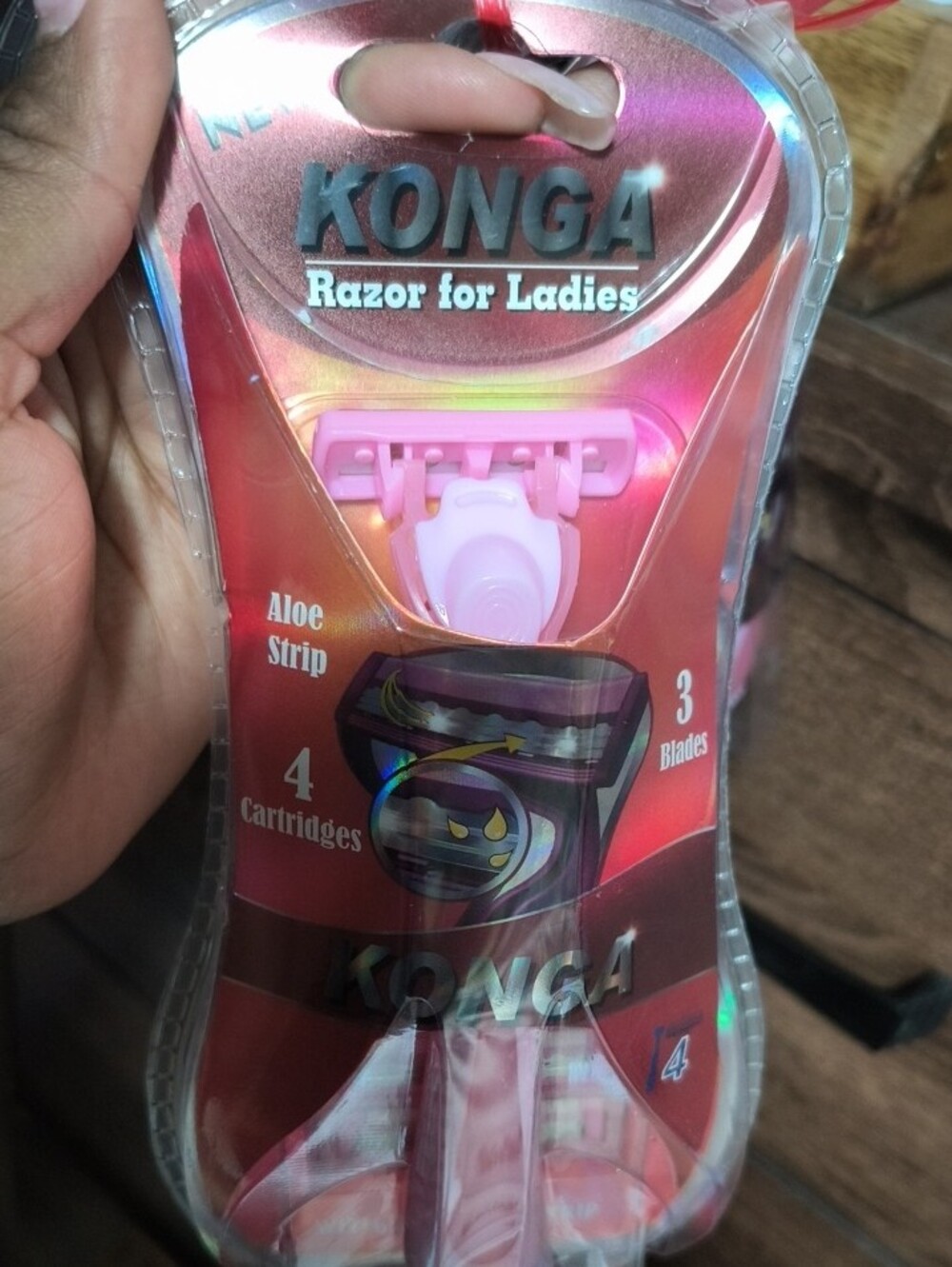 Kong 3-Blade Ladies Razor - Red and Orange Gradient Packaging - Picture 3 of 3